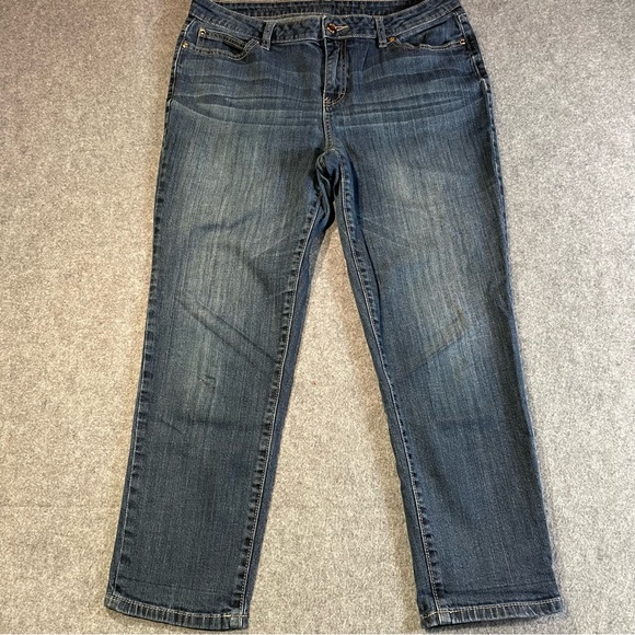 Jennifer Lopez Boyfriend Cropped Jeans Women’s Size 12 Stretch Medium Wash Denim - Picture 1 of 13